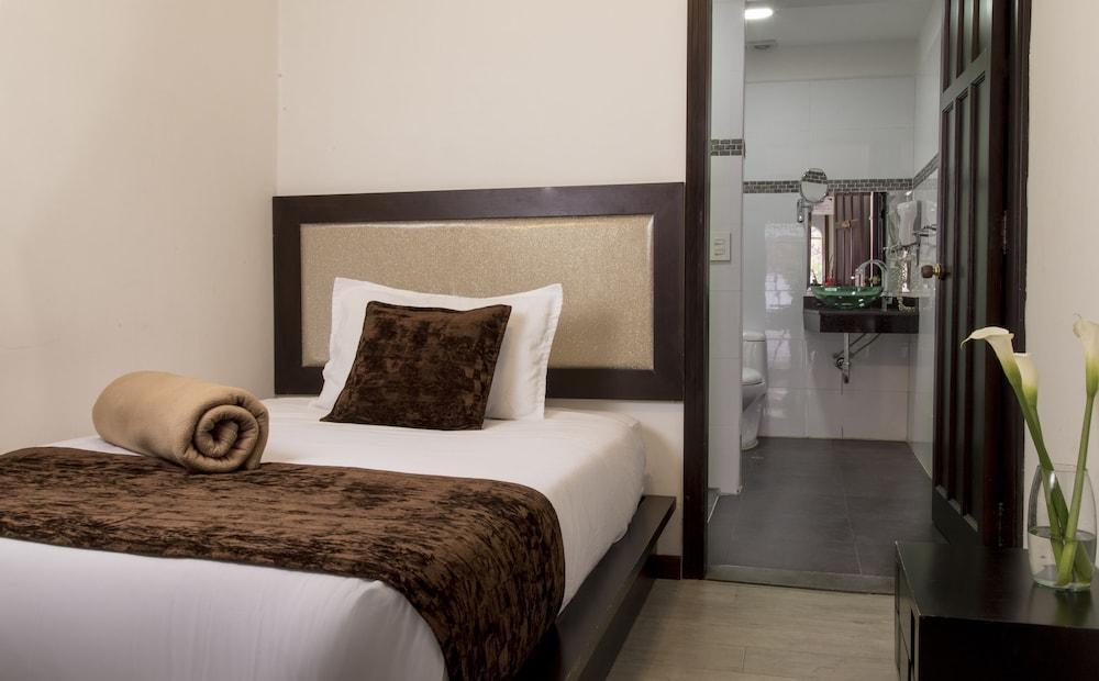 Ayenda 1076 Eco Boutique Bogota Hotel ภายนอก รูปภาพ
