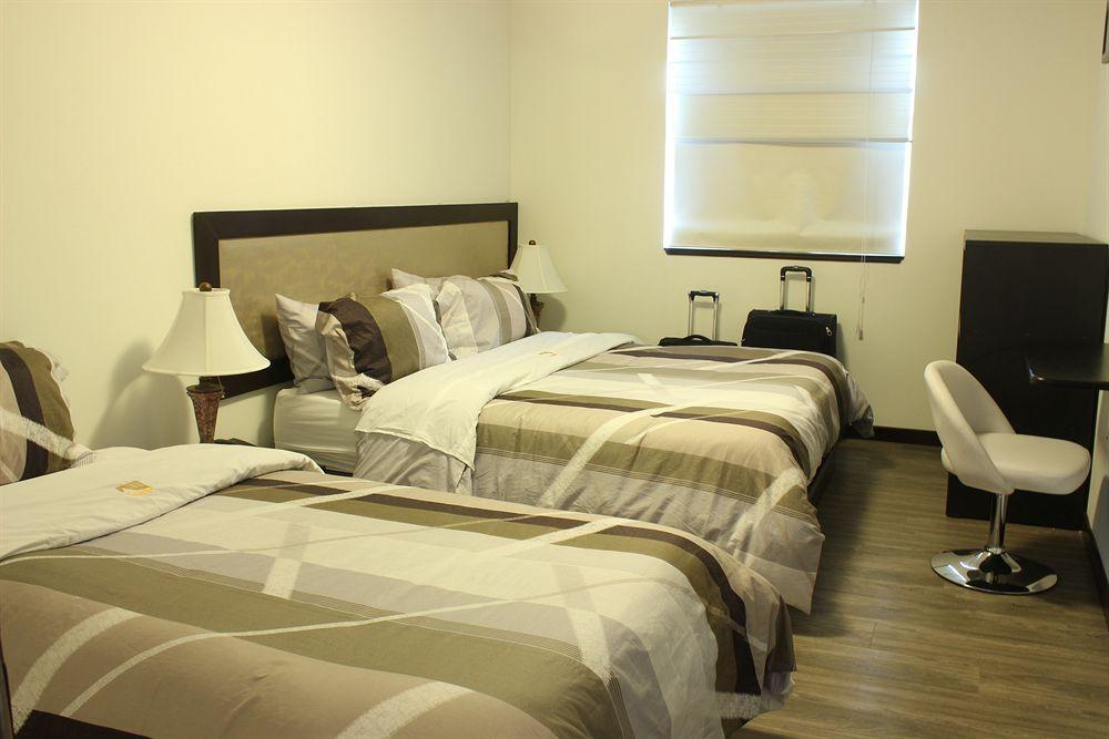 Ayenda 1076 Eco Boutique Bogota Hotel ภายนอก รูปภาพ